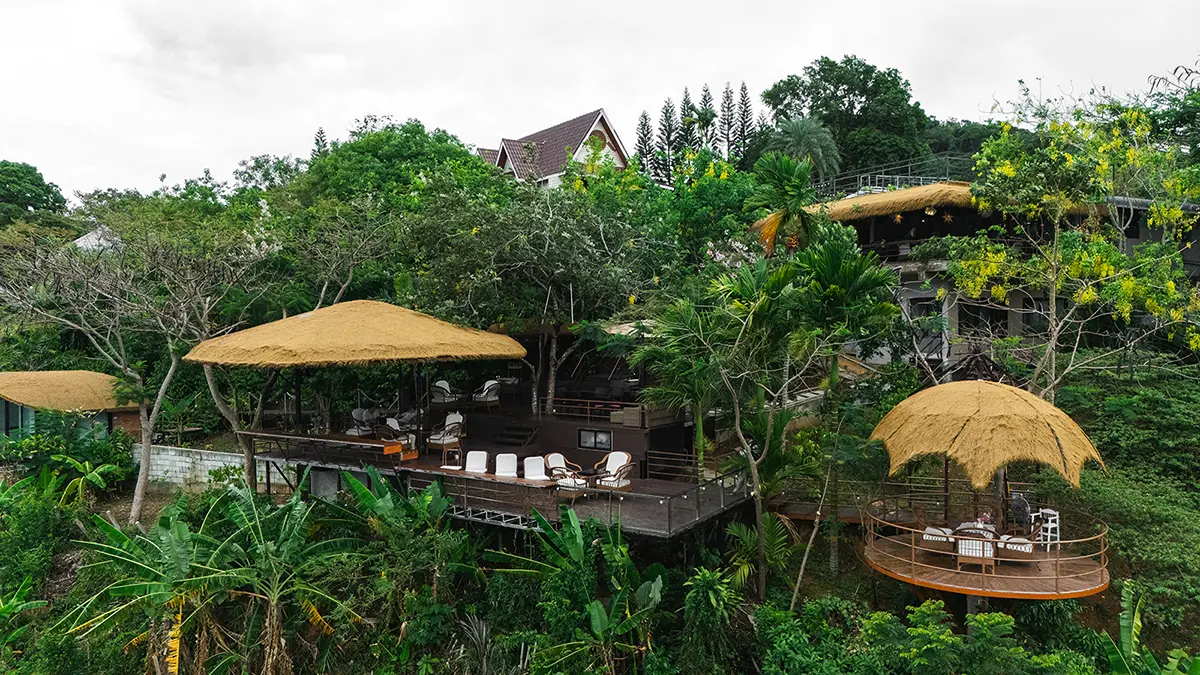 เฌอเฮาส์ คาเฟ่ ฟาร์ม แอนด์ มอร์: วิถีแห่งสายลม