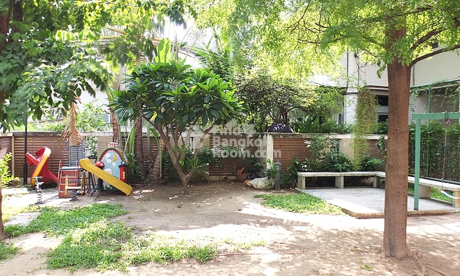 Prasanmitr place photo