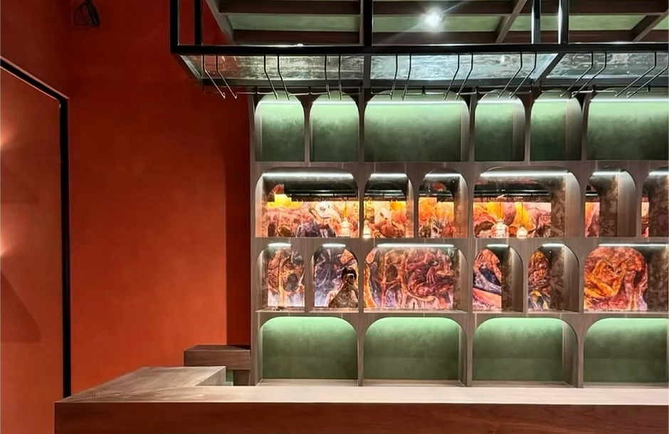 Ombra Modern Tavern